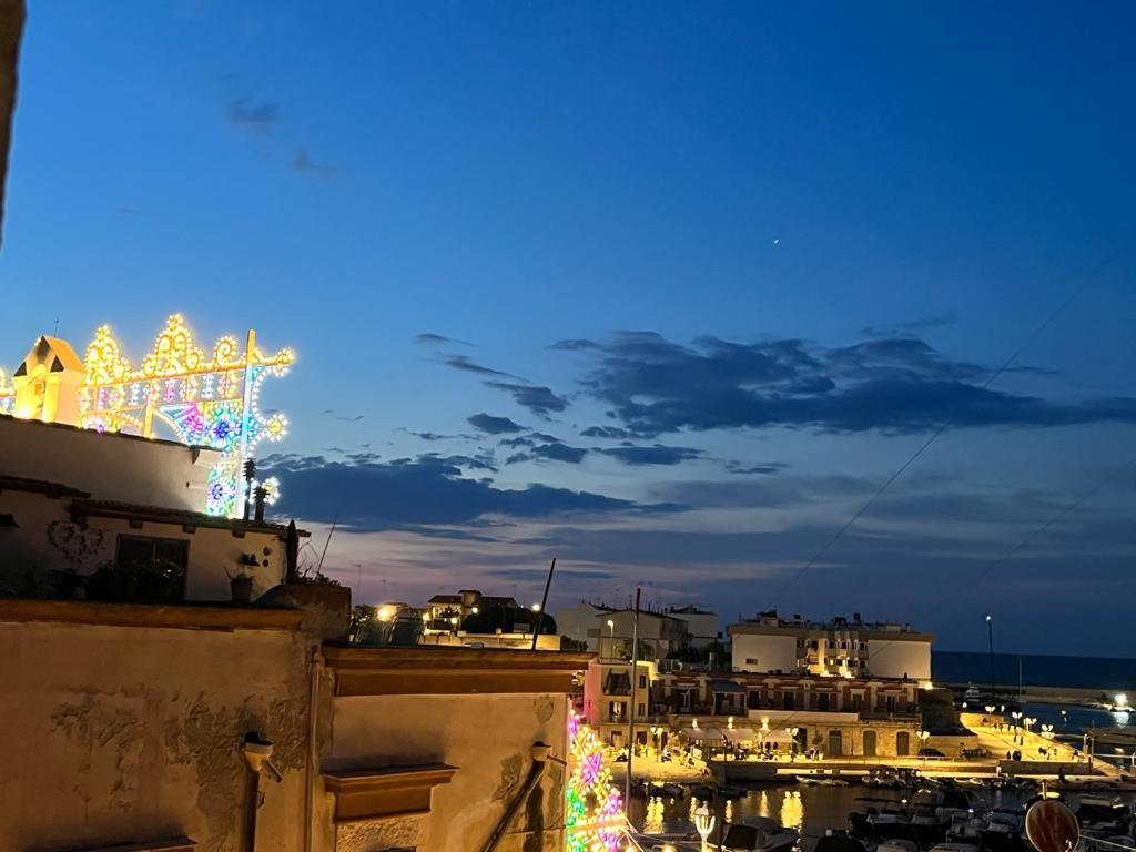 Palazzo Lamantea Boutique Rooms Bisceglie Exteriör bild